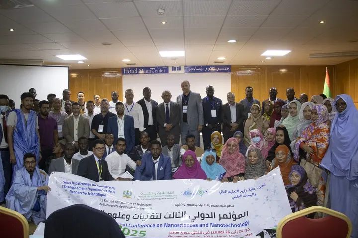 ICNN 2025 participants group photo